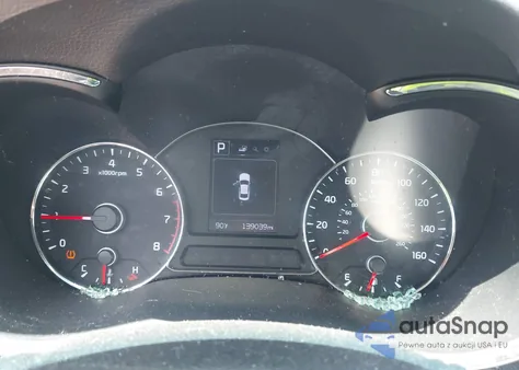 2018 Kia Forte Lx z USA, uszkodzony, nr VIN 3KPFK4A7XJE270028